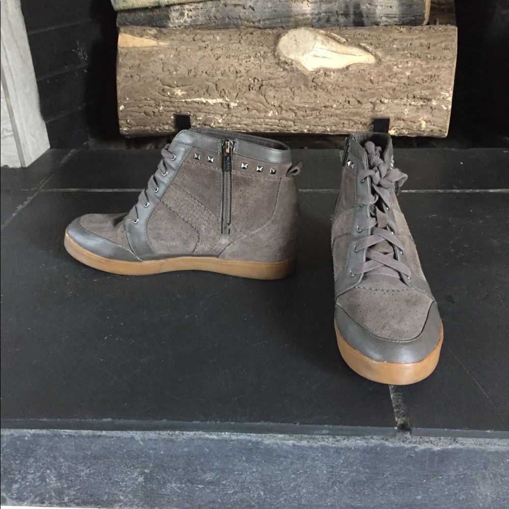 Wedges - Picture 5 of 7